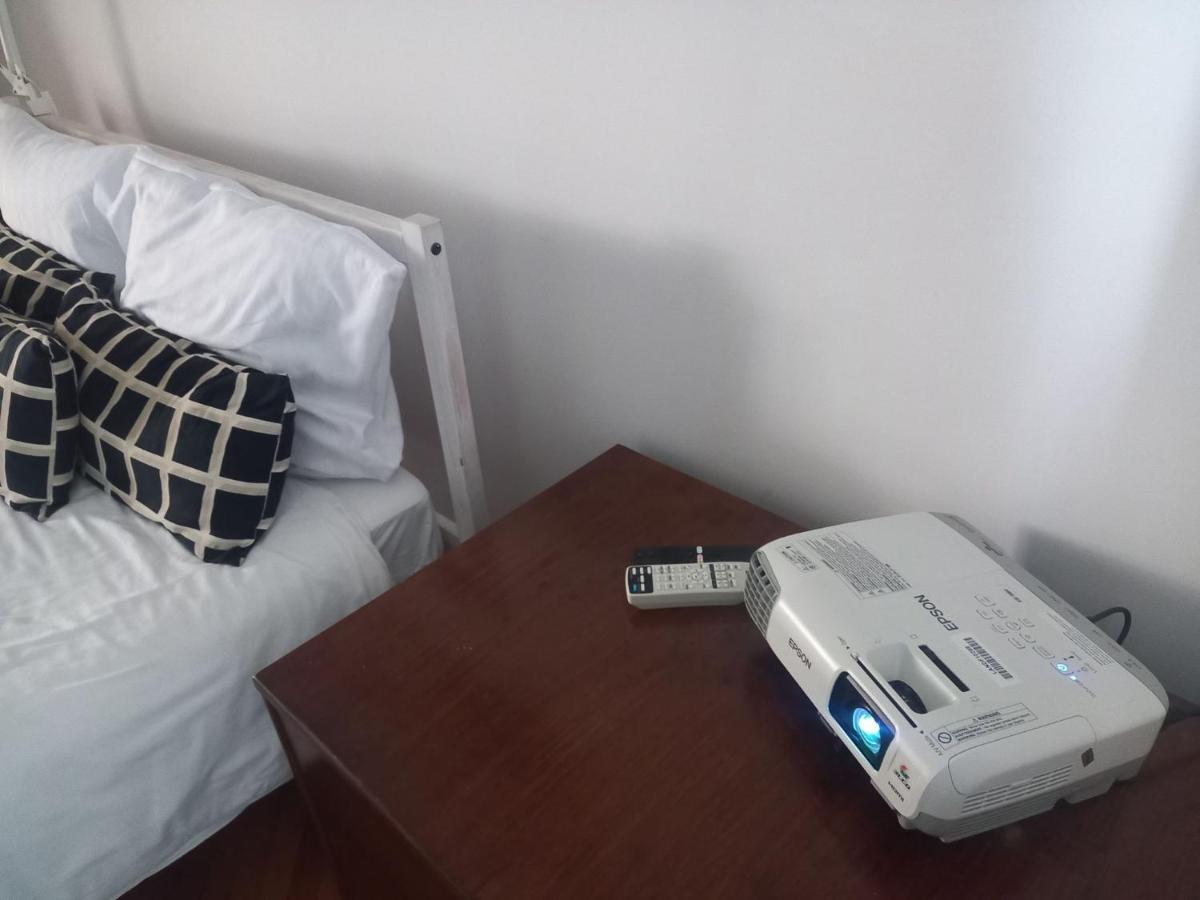 Appartamento Warsaw Concierge Bracka Retro Flat Esterno foto