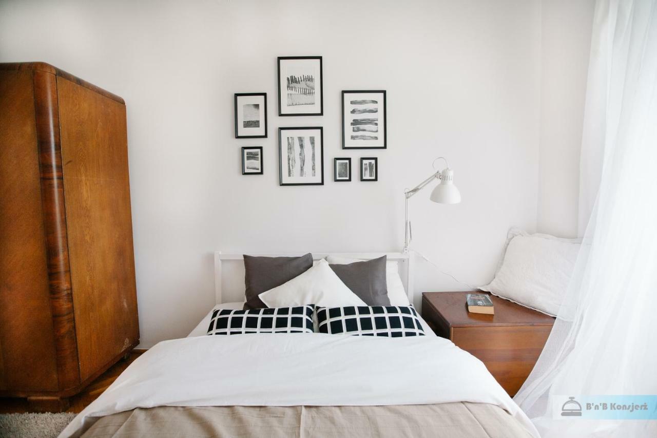 Appartamento Warsaw Concierge Bracka Retro Flat Esterno foto