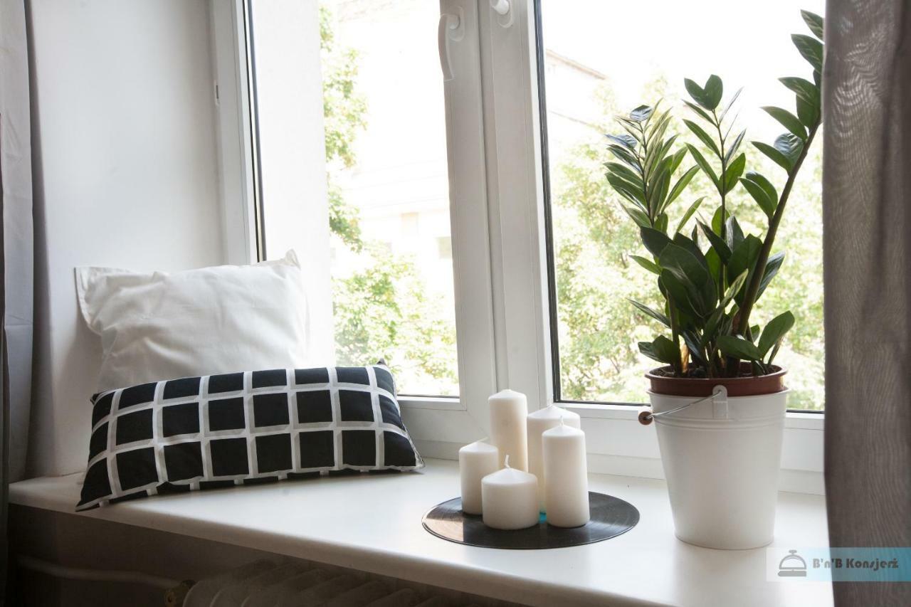Appartamento Warsaw Concierge Bracka Retro Flat Esterno foto